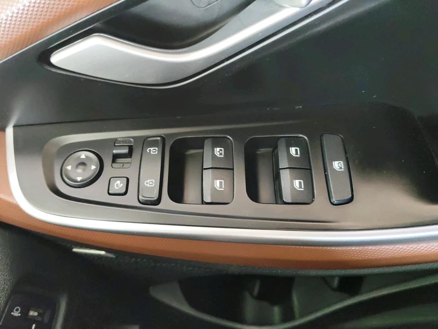 2022 Hyundai ALCAZAR PLATINUM 1.5 MT 7STR, Diesel, Manual, 31,973 km, interior
