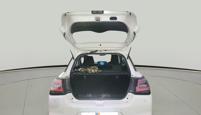 2025 Maruti Swift VXi AMT, Petrol, Automatic, 848 km, exterior