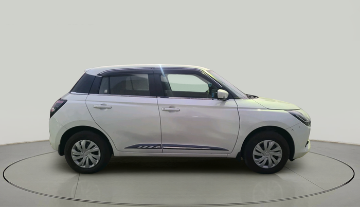2025 Maruti Swift VXi AMT, Petrol, Automatic, 848 km, exterior