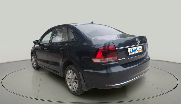 2017 Volkswagen Vento HIGHLINE DIESEL 1.5, Diesel, Manual, 2,08,408 km, exterior