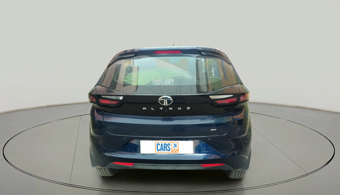 2024 Tata ALTROZ XTA, Petrol, Automatic, 6,883 km, exterior
