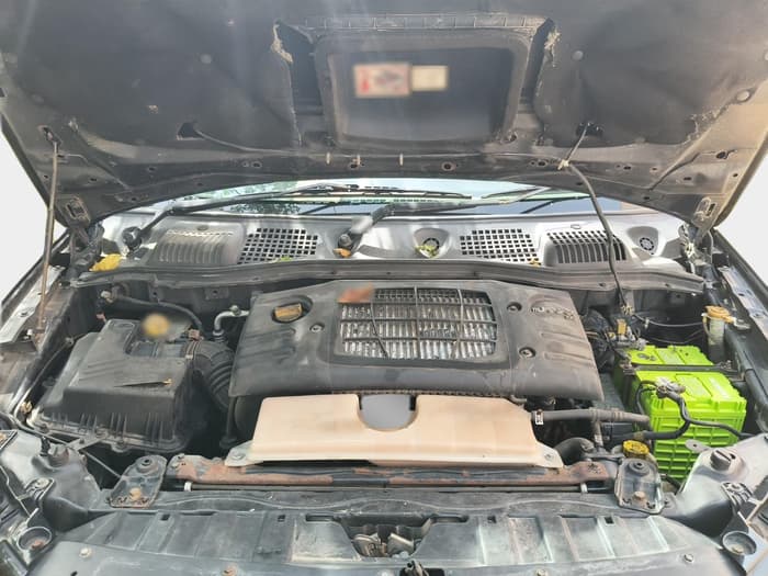 2016 Mahindra NUVOSPORT N8, Diesel, Manual, 1,10,988 km, exterior