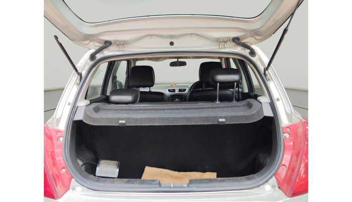 2014 Maruti Swift VXI, Petrol, Manual, 1,19,031 km, exterior