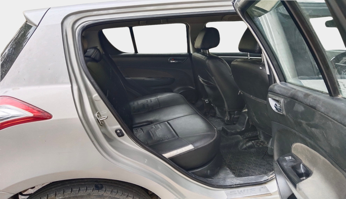 2014 Maruti Swift VXI, Petrol, Manual, 1,19,031 km, interior