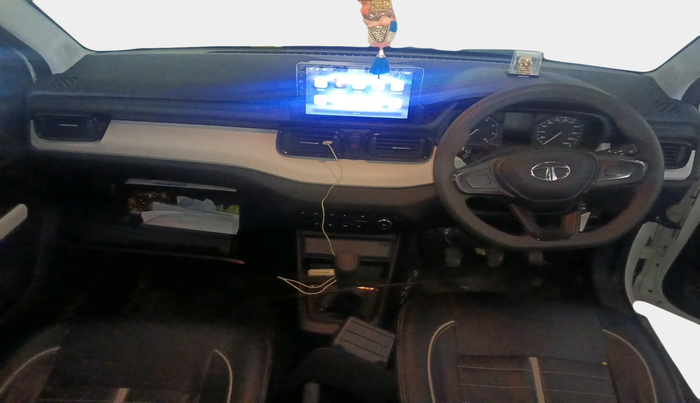 2022 Tata PUNCH PURE MT, Petrol, Manual, 41,265 km, interior