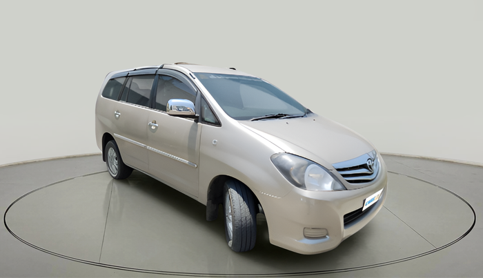 2011 Toyota Innova 2.5 G4 8 STR, Diesel, Manual, 1,21,638 km, exterior