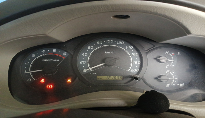 2011 Toyota Innova 2.5 G4 8 STR, Diesel, Manual, 1,21,638 km, interior