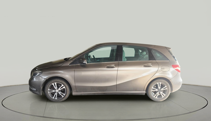 2014 Mercedes Benz B Class B180, Diesel, Automatic, 1,25,429 km, exterior