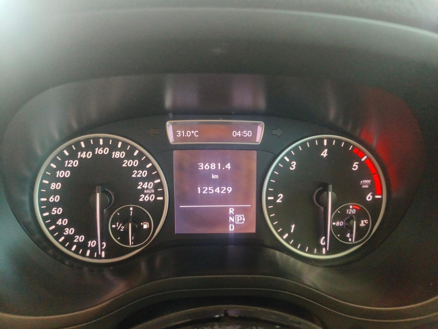 2014 Mercedes Benz B Class B180, Diesel, Automatic, 1,25,429 km, interior