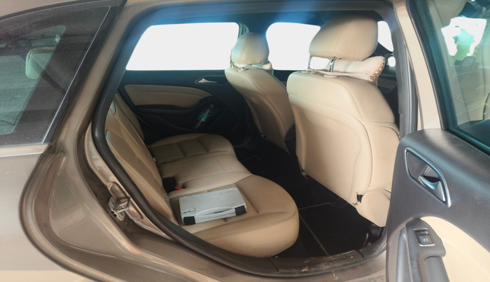 2014 Mercedes Benz B Class B180, Diesel, Automatic, 1,25,429 km, interior
