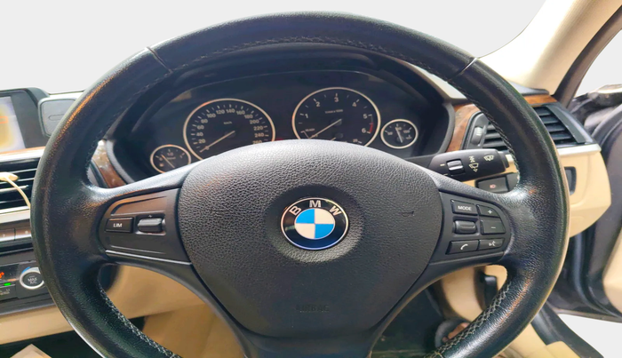 2013 BMW 3 Series 320d, Diesel, Automatic, 1,27,565 km, interior