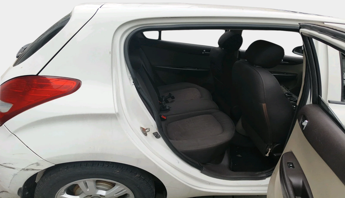 2011 Hyundai i20 ASTA (O) 1.2 WITH SUNROOF, Petrol, Manual, 1,22,559 km, interior