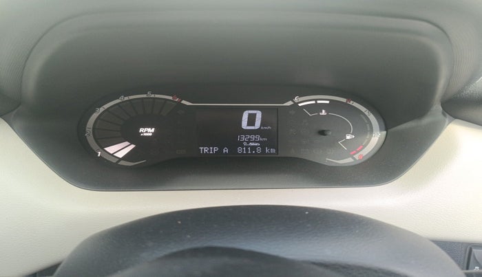 2024 Nissan MAGNITE XE, Petrol, Manual, 13,299 km, interior