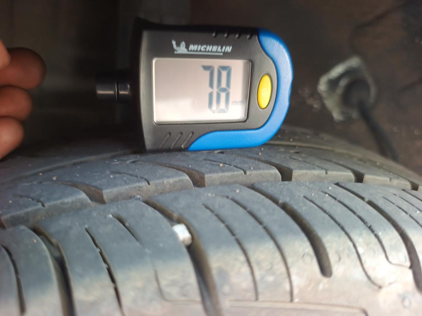 2016 Maruti Celerio ZXI AMT (O), Petrol, Automatic, 41,106 km, tyre