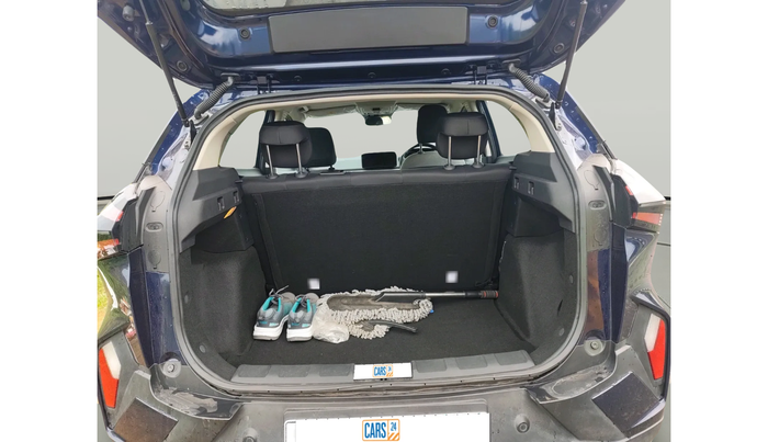 2025 Tata NEXON CREATIVE + SUNROOF 1.5 DIESEL, Diesel, Manual, 8,418 km, exterior