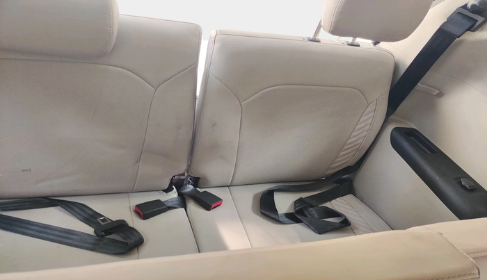 2023 Renault TRIBER RXZ AMT, Petrol, Automatic, 32,113 km, interior