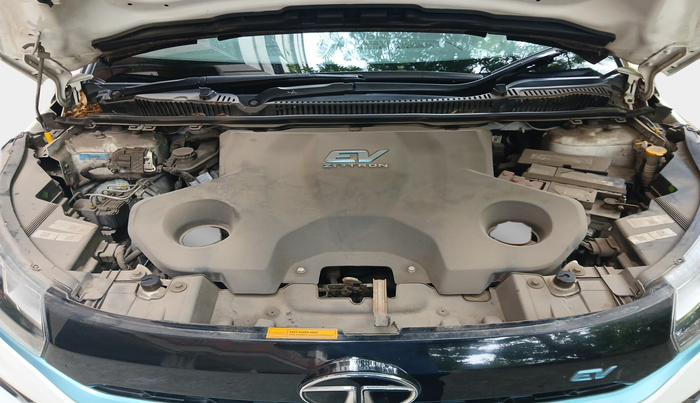 2022 Tata NEXON EV XZ PLUS, Electric, Automatic, 56,555 km, exterior