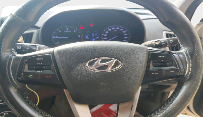 2017 Hyundai Creta SX PLUS 1.6 DIESEL DUAL TONE, Diesel, Manual, 1,84,602 km, interior