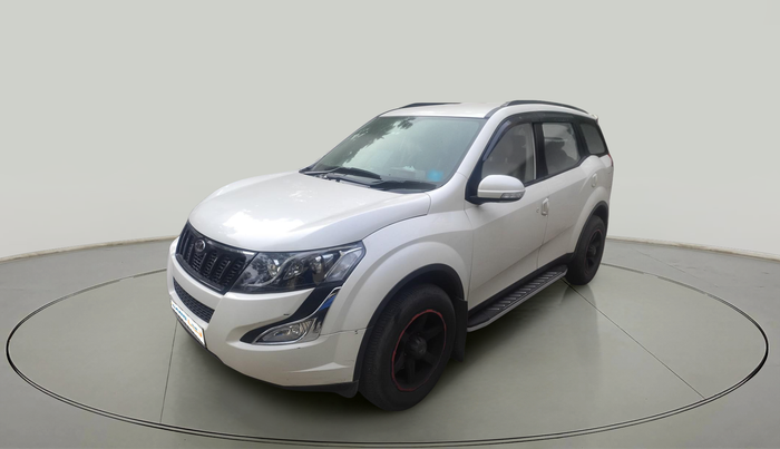 2016 Mahindra XUV500 W8, Diesel, Manual, 65,561 km, exterior