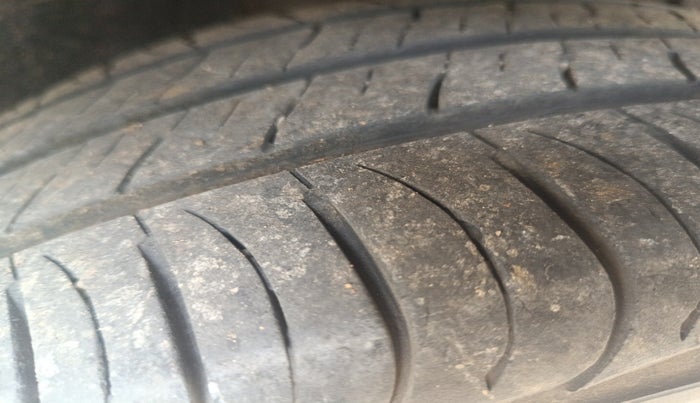 2021 KIA SELTOS HTK PLUS 1.5, Petrol, Manual, 17,958 km, tyre