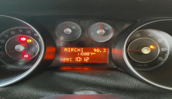 2016 Fiat Punto EVO MULTIJET 1.3 90 HP, Diesel, Manual, 1,10,884 km, interior