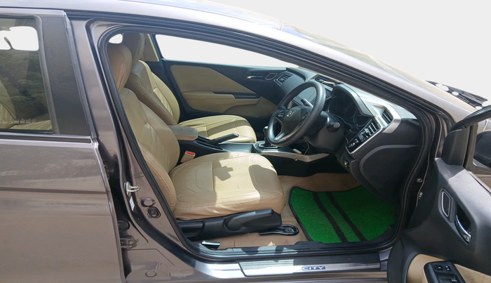 2021 Honda City 1.5L I-VTEC V MT 4TH GEN, Petrol, Manual, 65,325 km, interior