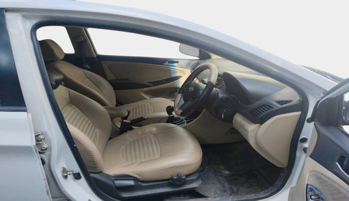 2015 Hyundai Verna FLUIDIC 1.6 CRDI S 4S, Diesel, Manual, 1,15,273 km, interior