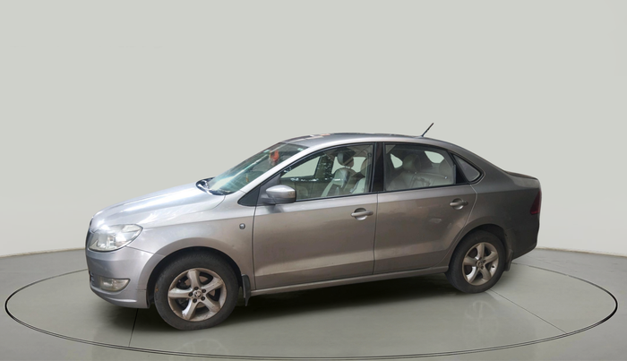 2014 Skoda Rapid ELEGANCE 1.6 TDI CR MT, Diesel, Manual, 98,561 km, exterior