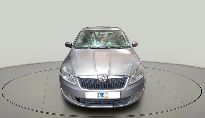 2014 Skoda Rapid ELEGANCE 1.6 TDI CR MT, Diesel, Manual, 98,561 km, exterior