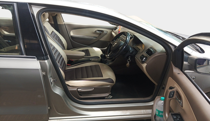 2014 Skoda Rapid ELEGANCE 1.6 TDI CR MT, Diesel, Manual, 98,561 km, interior