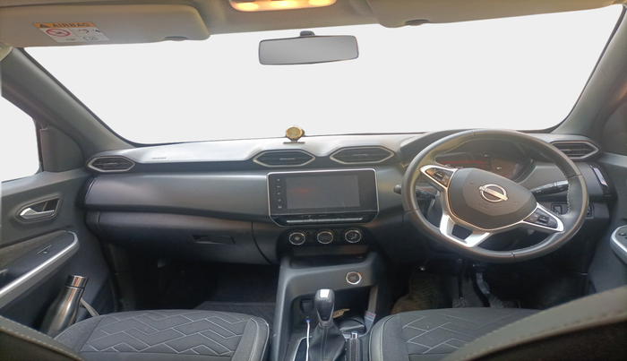 2024 Nissan MAGNITE XV PREMIUM TURBO CVT, Petrol, Automatic, 14,228 km, interior