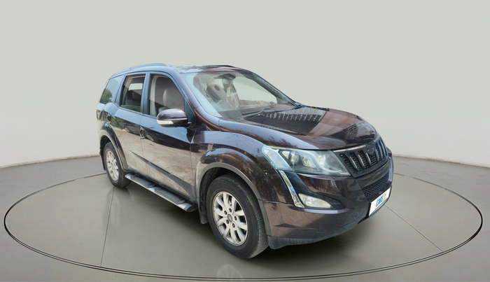 2016 Mahindra XUV500 W8, Diesel, Manual, 1,41,013 km, exterior