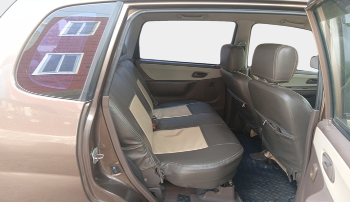 2010 Maruti Zen Estilo VXI, Petrol, Manual, 83,331 km, interior