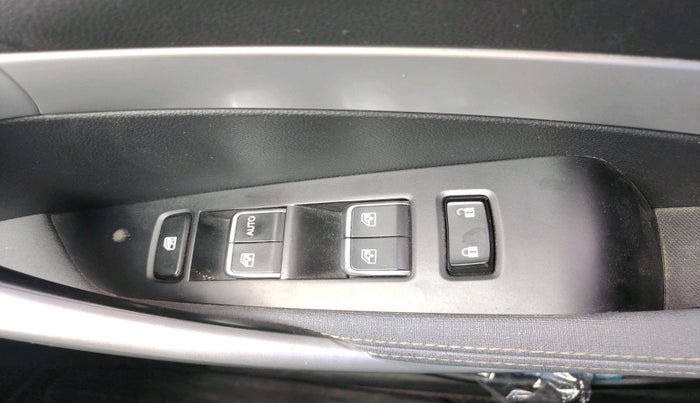 2021 MG HECTOR SHINE 1.5 PETROL TURBO MT, Petrol, Manual, 63,183 km, interior