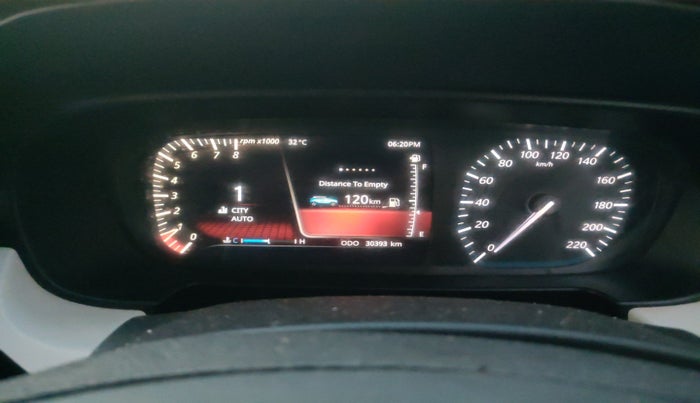 2023 Tata PUNCH CREATIVE  AMT, Petrol, Automatic, 30,393 km, interior