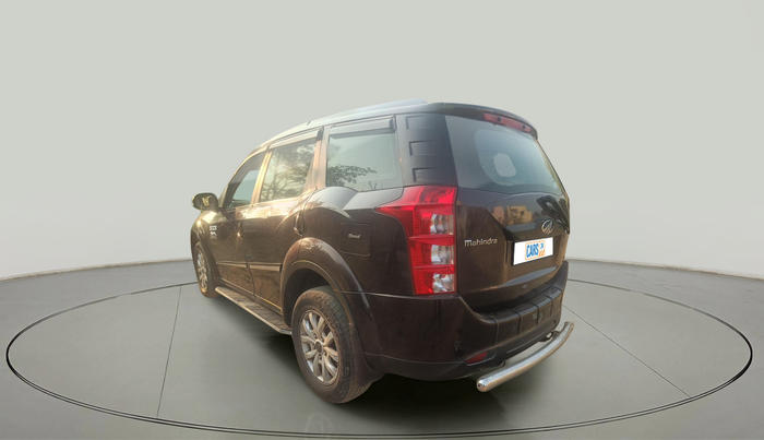 2017 Mahindra XUV500 W6, Diesel, Manual, 1,00,322 km, exterior