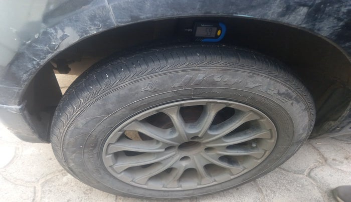 2012 Maruti Ritz VDI, Diesel, Manual, 1,22,551 km, tyre