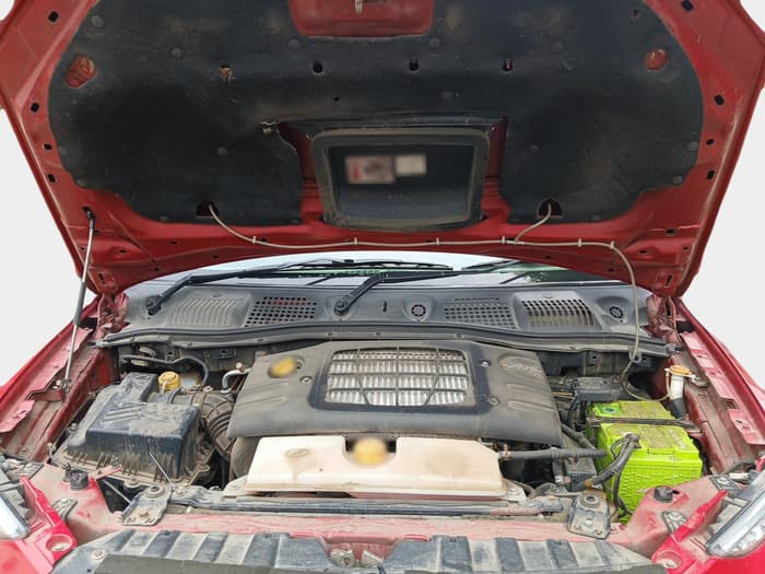 2016 Mahindra NUVOSPORT N8, Diesel, Manual, 28,185 km, exterior