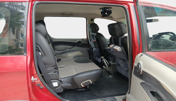 2016 Mahindra NUVOSPORT N8, Diesel, Manual, 28,185 km, interior