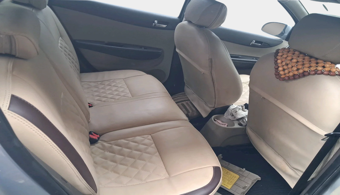 2011 Hyundai i20 ASTA 1.2, Petrol, Manual, 56,537 km, interior