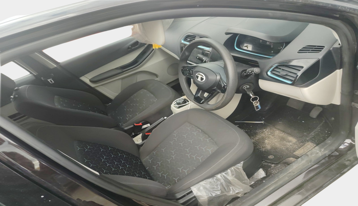 2024 Tata TIAGO EV XT LONG RANGE, Electric, Automatic, 19,221 km, interior
