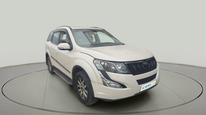 2016 Mahindra XUV500 W10, Diesel, Manual, 67,394 km, exterior
