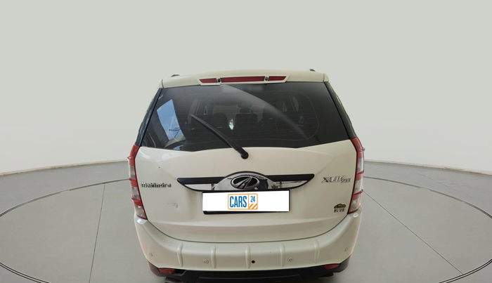 2016 Mahindra XUV500 W8, Diesel, Manual, 94,393 km, exterior