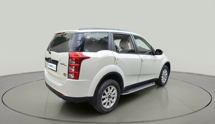 2016 Mahindra XUV500 W8, Diesel, Manual, 94,393 km, exterior