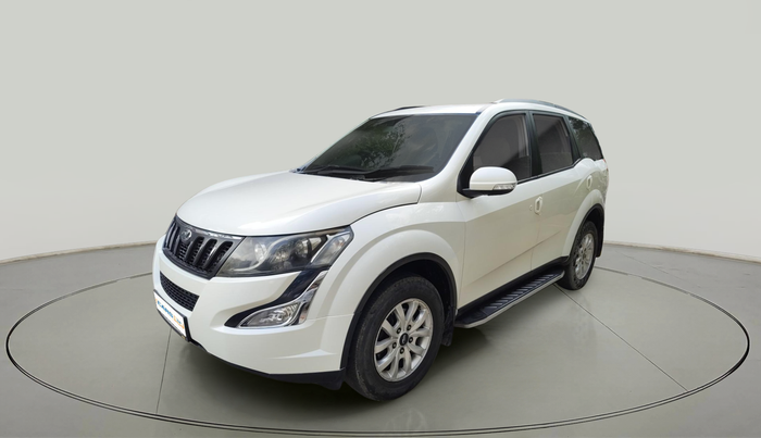 2016 Mahindra XUV500 W8, Diesel, Manual, 94,393 km, exterior