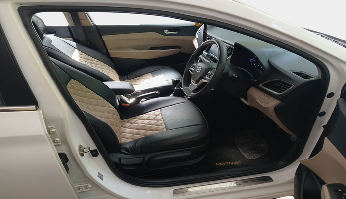 2019 Hyundai Verna 1.6 VTVT SX, Petrol, Manual, 82,898 km, interior