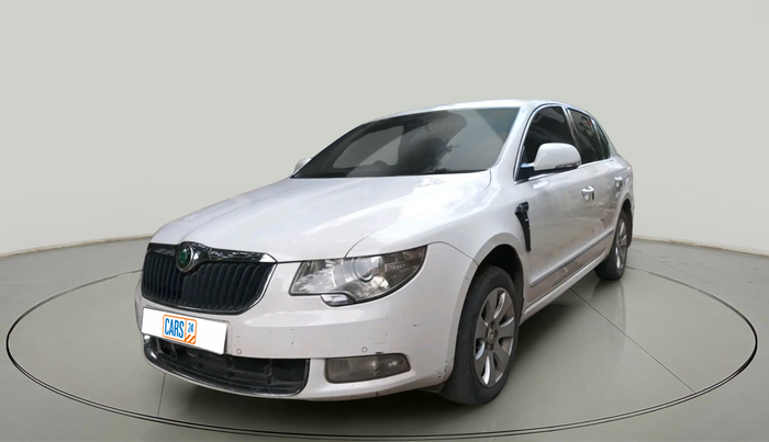 2013 Skoda Superb ELEGANCE 1.8 TSI AT, Petrol, Automatic, 1,88,870 km, exterior