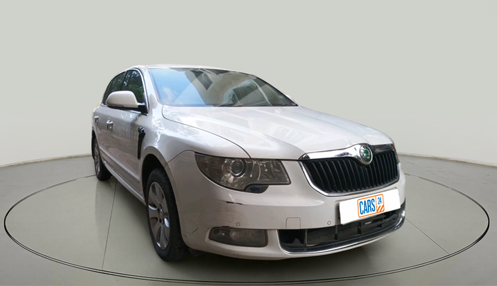 2013 Skoda Superb ELEGANCE 1.8 TSI AT, Petrol, Automatic, 1,88,870 km, exterior