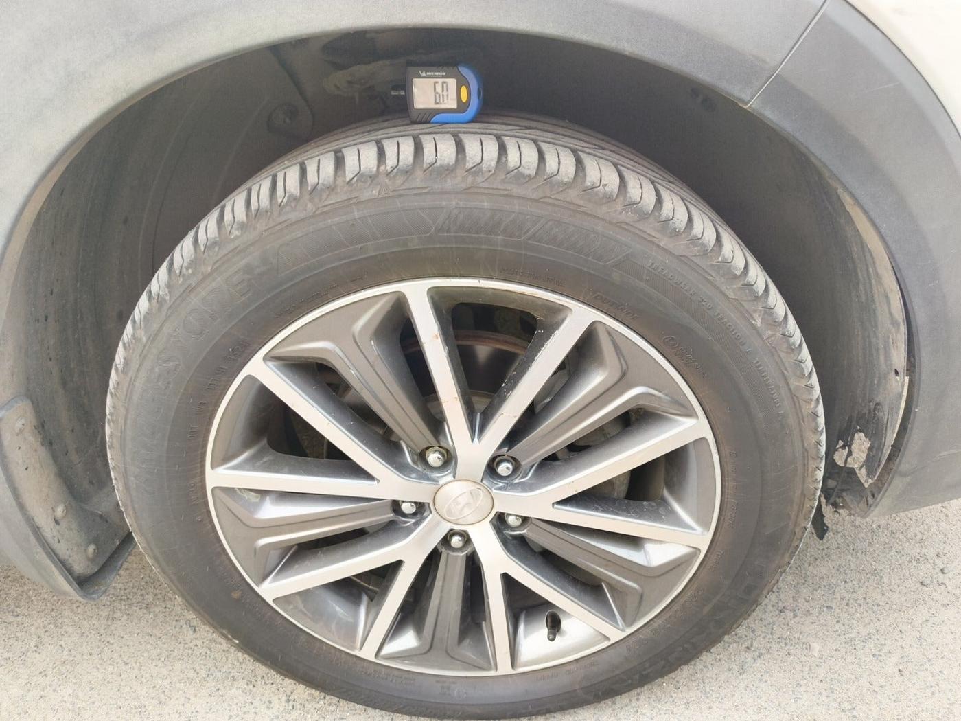 2018 Hyundai Tucson 2WD AT GL DIESEL
, Diesel, Automatic, 1,23,974 km, tyre