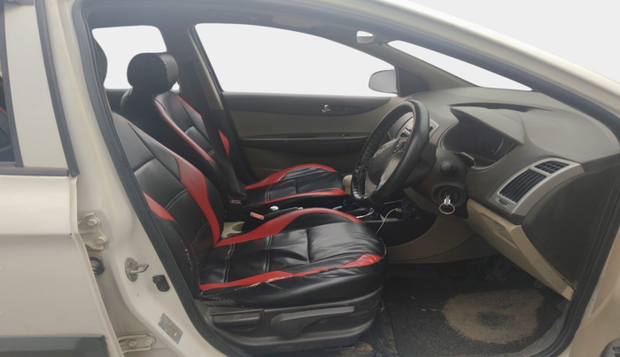 2012 Hyundai i20 ASTA 1.2, Petrol, Manual, 71,103 km, interior